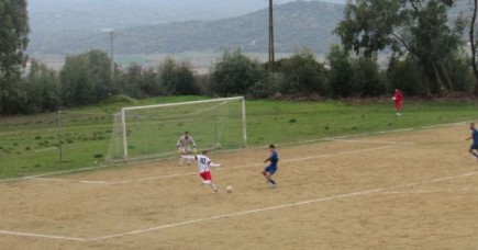 IL BOMBER  ARCADU TRASCINA IL BONO ALLA VITTORIA